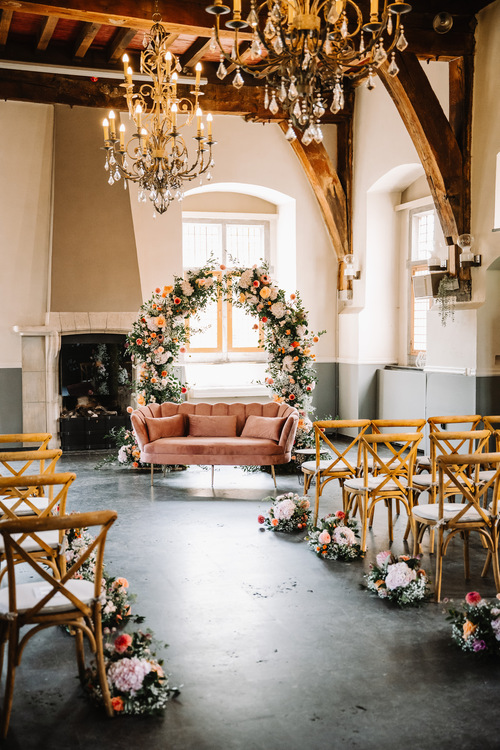 images/annes-mooiste-bloemenstyling%205.jpg#joomlaImage://local-images/annes-mooiste-bloemenstyling 5.jpg?width=500&height=750