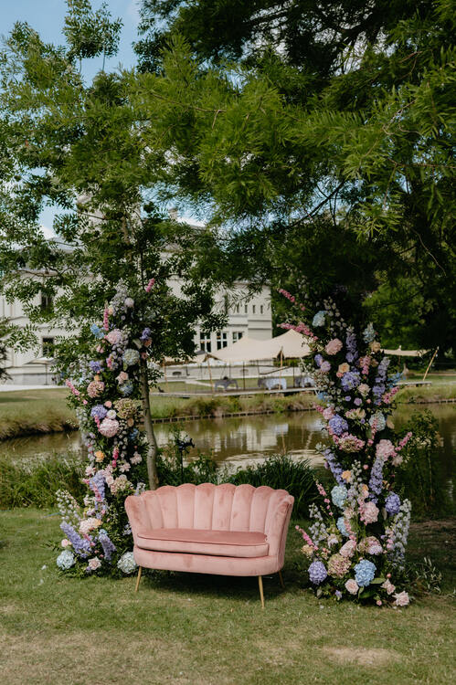 images/annes-mooiste-bloemenstyling%207.jpg#joomlaImage://local-images/annes-mooiste-bloemenstyling 7.jpg?width=499&height=750