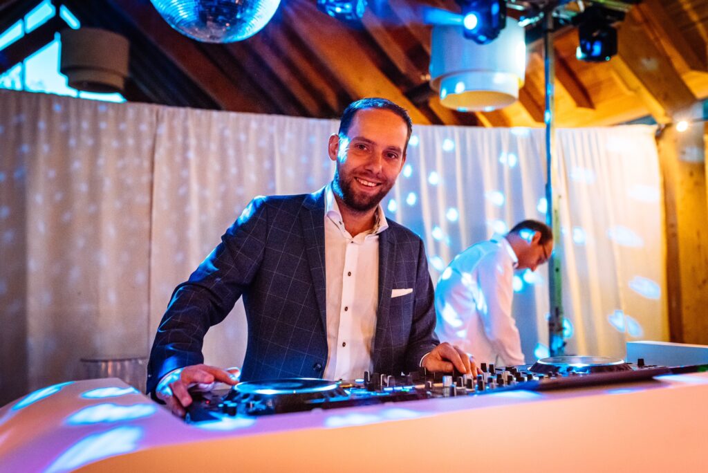 images/montfox-entertainment-sjoerd%208.jpg#joomlaImage://local-images/montfox-entertainment-sjoerd 8.jpg?width=1024&height=684