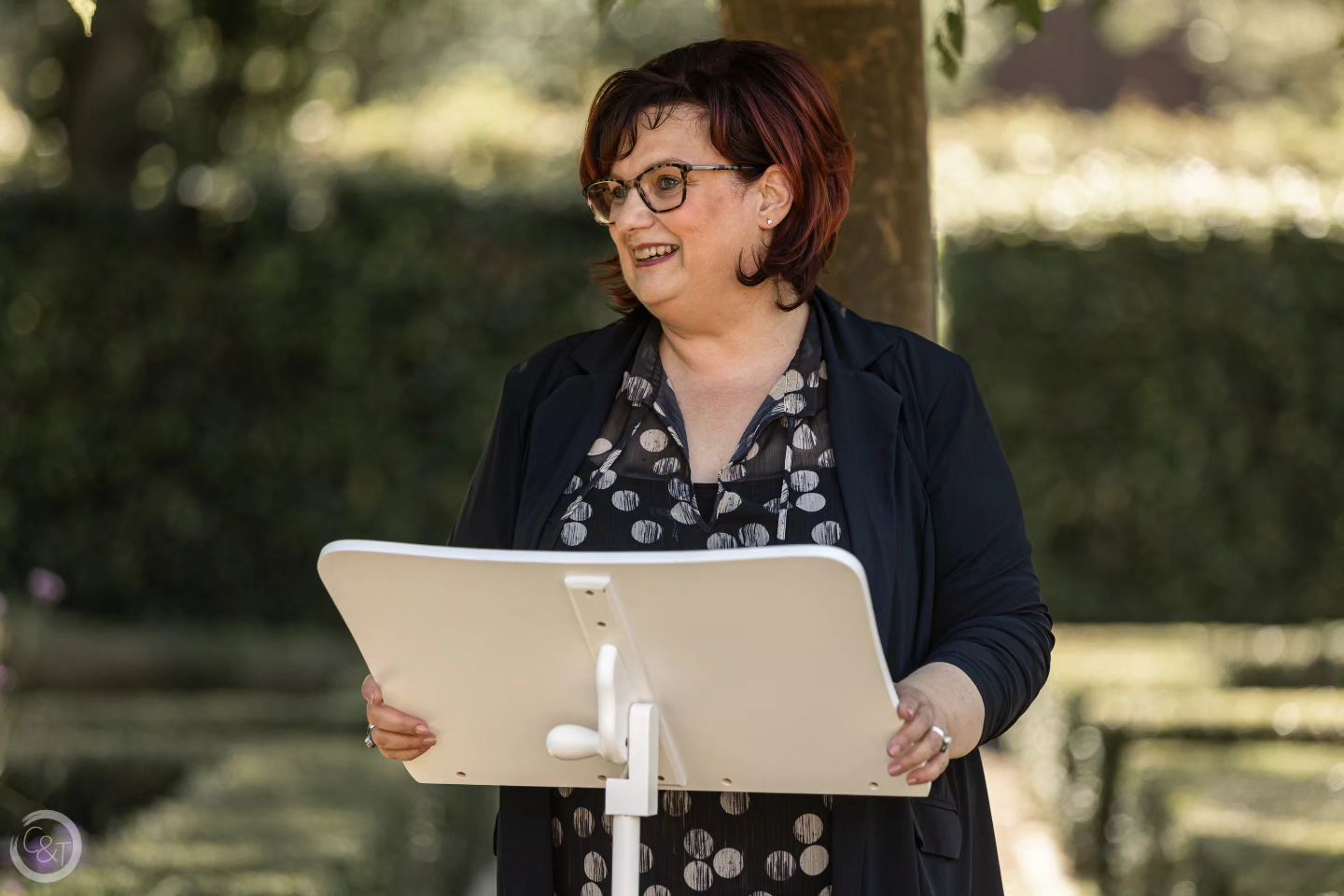 images/saskia-esser-ceremoniespreker-babs-bruiloft-huwelijken-ambtenaar-trouwbeurs-trouwen-in-limburg%201.jpg#joomlaImage://local-images/saskia-esser-ceremoniespreker-babs-bruiloft-huwelijken-ambtenaar-trouwbeurs-trouwen-in-limburg 1.jpg?width=1440&height=960